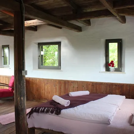 Villa Kesa Barn